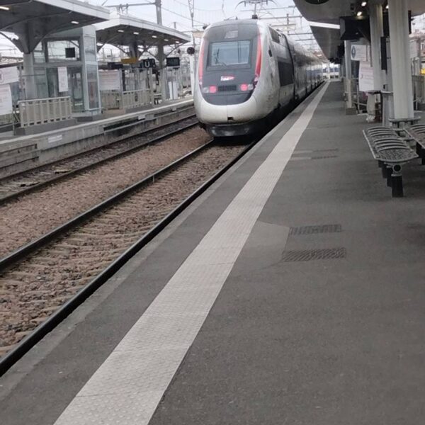 En gare de Toulouse Matabiau