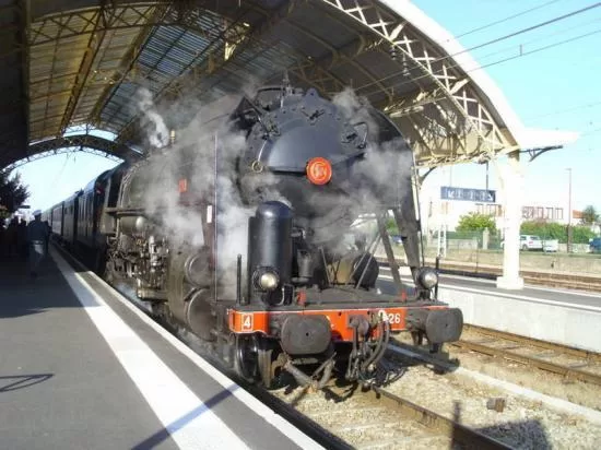 141R1126 en gare de Pamiers en 2011